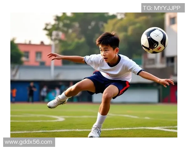 当足球巨星遇上热情女粉丝一场跨越绿茵与心动的双向奔赴 当足球巨星遇上热情女粉丝一场跨越绿茵与心动的双向奔赴