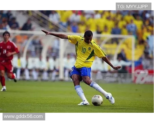 世界杯球星上脚足球鞋盘点 哪些鞋款成就了赛场英雄的足迹